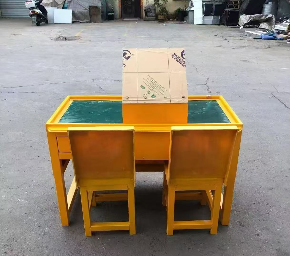 浦江防静电导通桌井下煤矿火工品发放桌：危险品流转的安全守护者